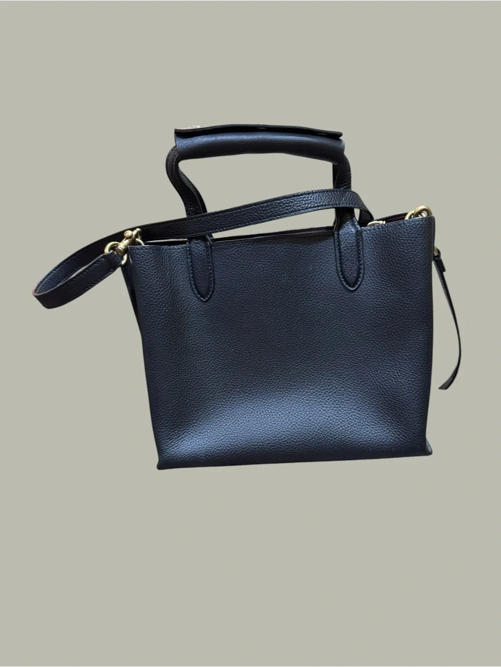 Coach Willow Tote 24 - Picture 2 of 16